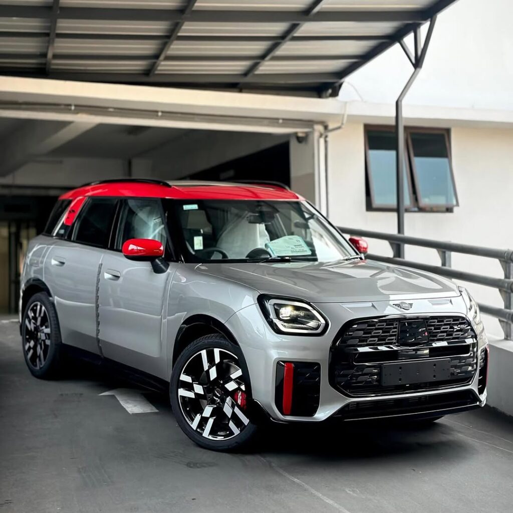 Harga MINI Cooper JCW