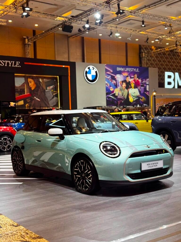 MINI Cooper 3-Door SE